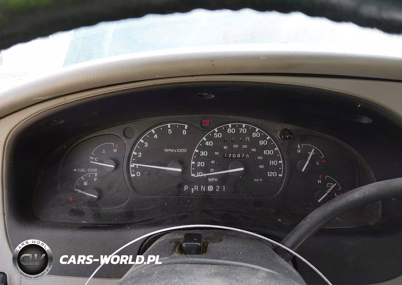 2000 Ford Explorer Xlt VIN:1FMZU73E9YZB47481 - 7