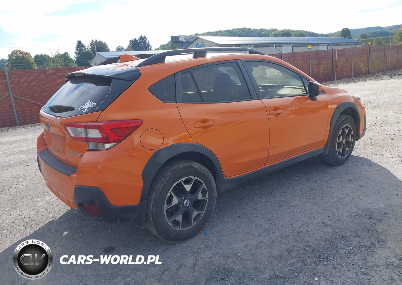 2018 Subaru Crosstrek 2.0I Premium VIN:JF2GTADC1J8207761 - 4