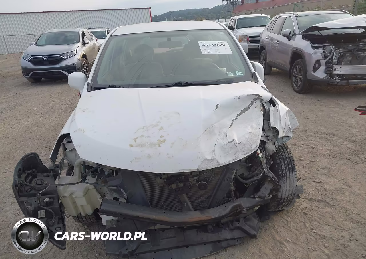 2010 Nissan Versa 1.8S VIN:3N1BC1CP9AL353407 - 12