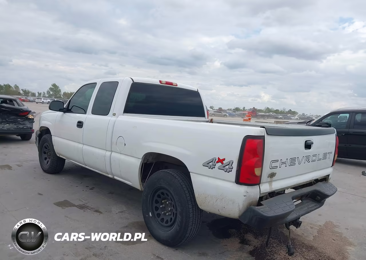 2005 Chevrolet Silverado 1500 Work Truck VIN:1GCEK19B75Z248405 - 3