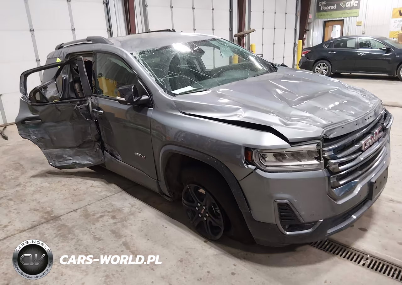 2022 GMC Acadia At4