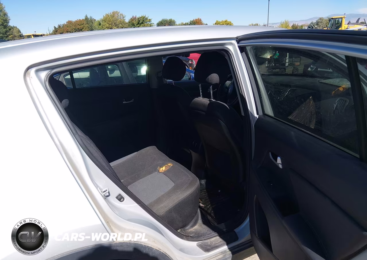 2014 Kia Sportage Lx VIN:KNDPB3AC4E7611702 - 8