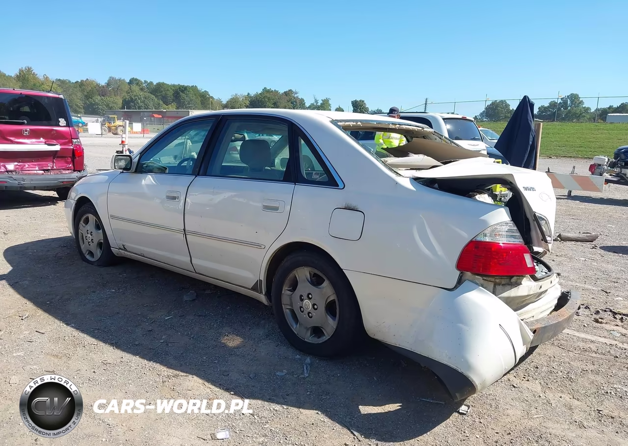 2003 Toyota Avalon Xls VIN:4T1BF28B83U282194 - 3