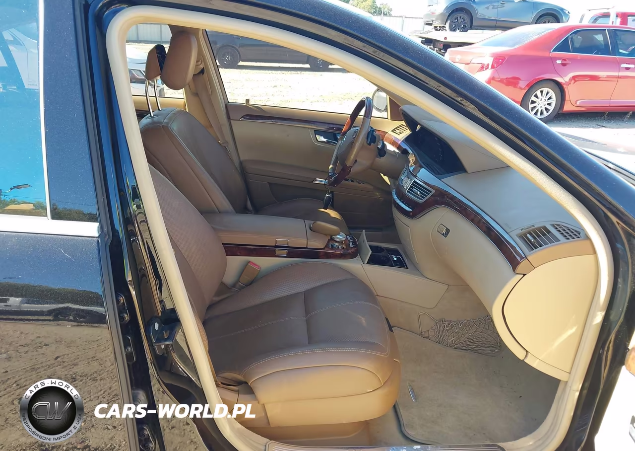 2009 Mercedes-Benz S 550 VIN:WDDNG71XX9A260523 - 5