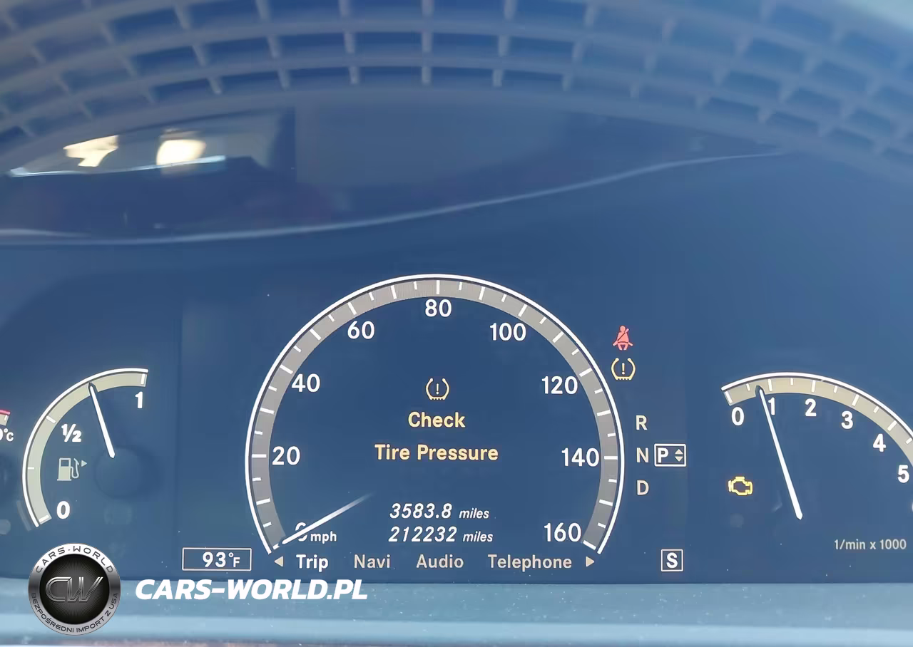 2009 Mercedes-Benz S 550 VIN:WDDNG71XX9A260523 - 7
