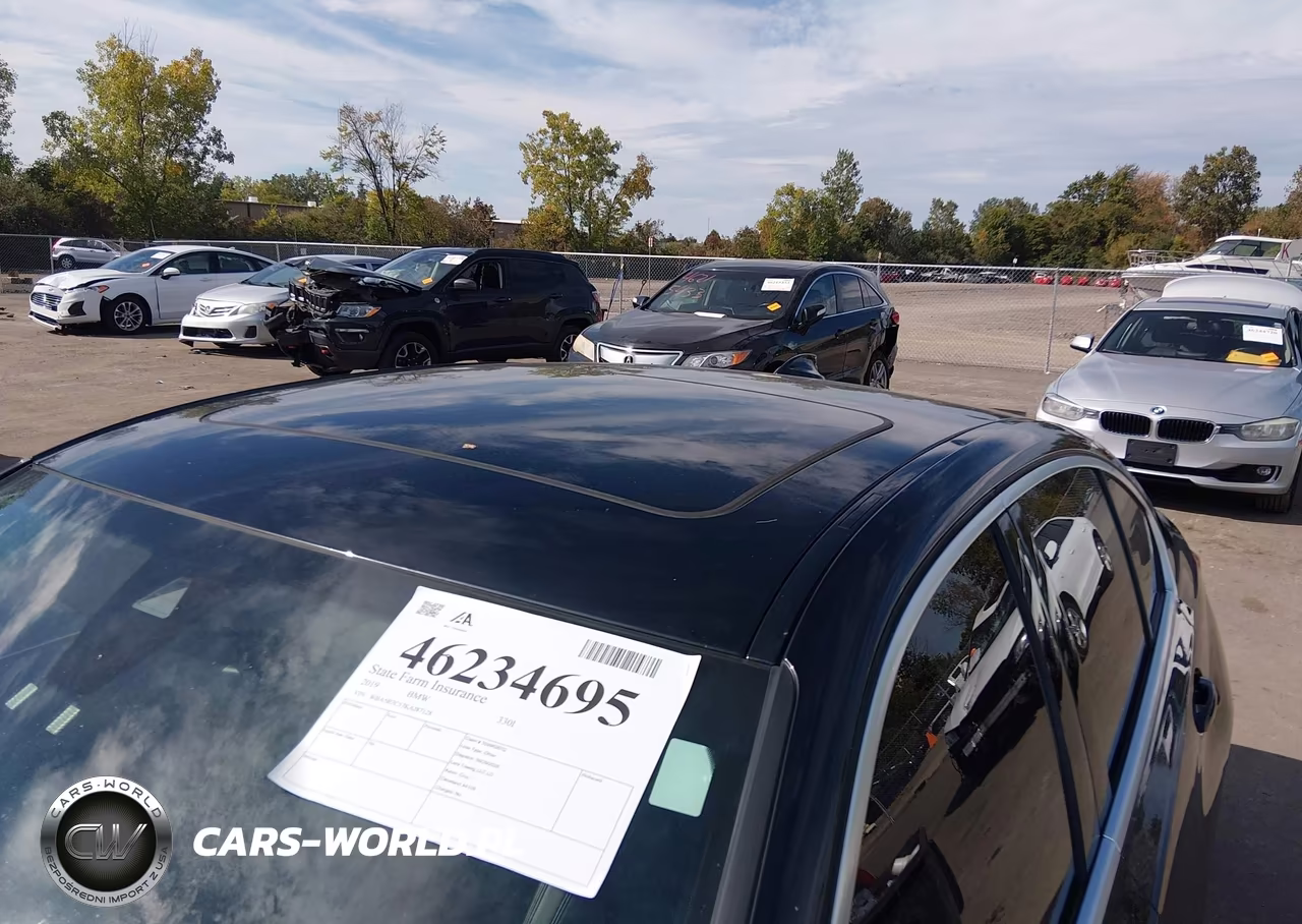 2019 BMW 330I xDrive VIN:WBA5R7C57KAJ87128 - 17