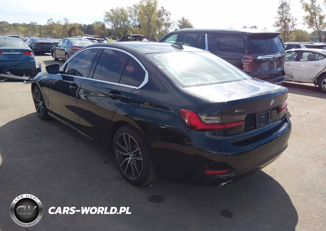 2019 BMW 330I xDrive VIN:WBA5R7C57KAJ87128 - 3