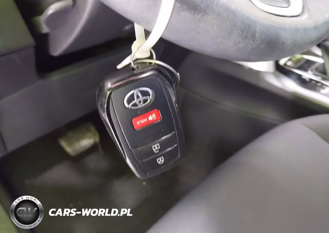 2023 Toyota Corolla Cross Le VIN:7MUBAABG3PV071549 - 11