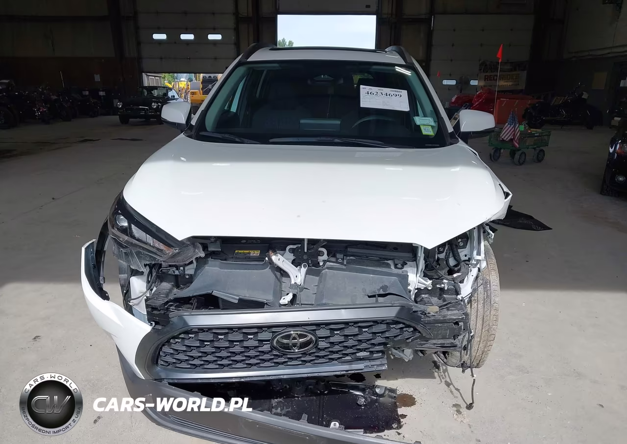 2023 Toyota Corolla Cross Le VIN:7MUBAABG3PV071549 - 12