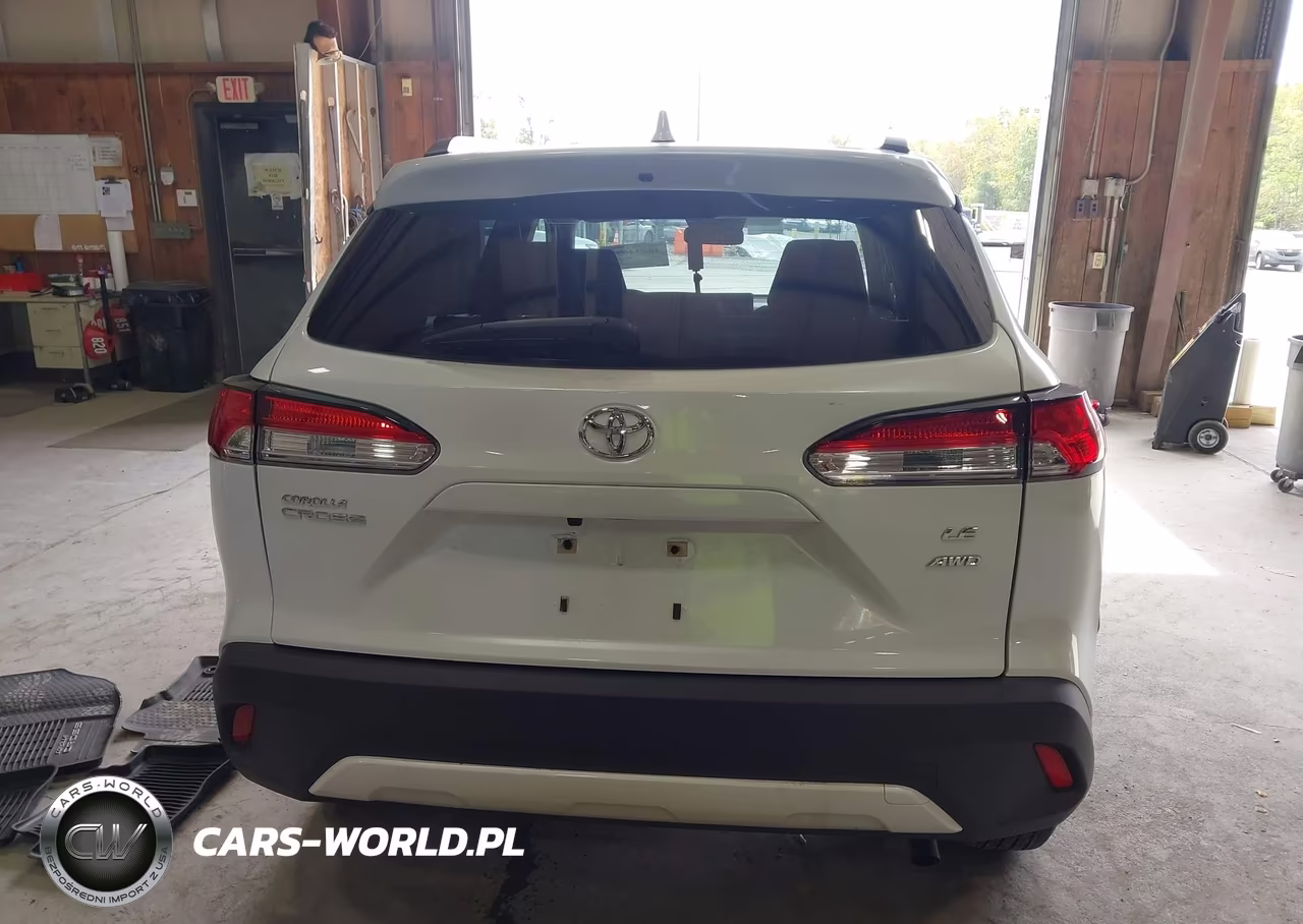2023 Toyota Corolla Cross Le VIN:7MUBAABG3PV071549 - 16