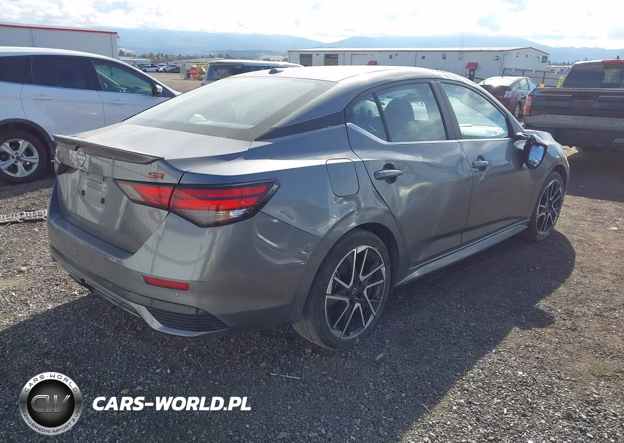 2025 Nissan Sentra Sr VIN:3N1AB8DV9SY305916 - 4