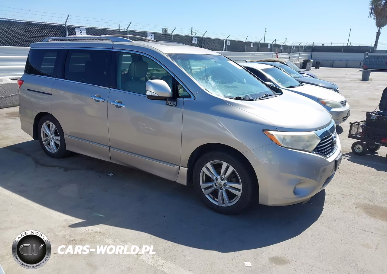 2012 Nissan Quest Le