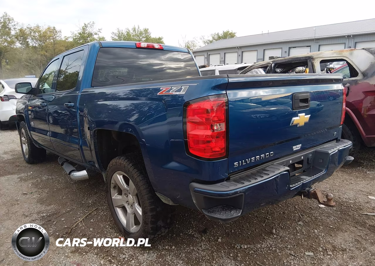 2017 Chevrolet Silverado 1500 2Lt VIN:3GCUKREC5HG107152 - 3