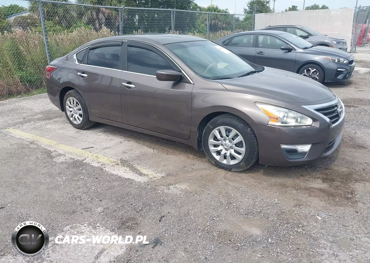 2015 Nissan Altima 2.5 S – zdjęcie 1 z 11