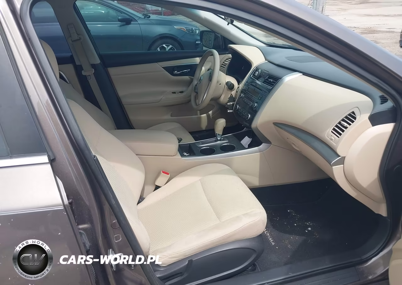 2015 Nissan Altima 2.5 S VIN:1N4AL3AP6FC448569 - 5