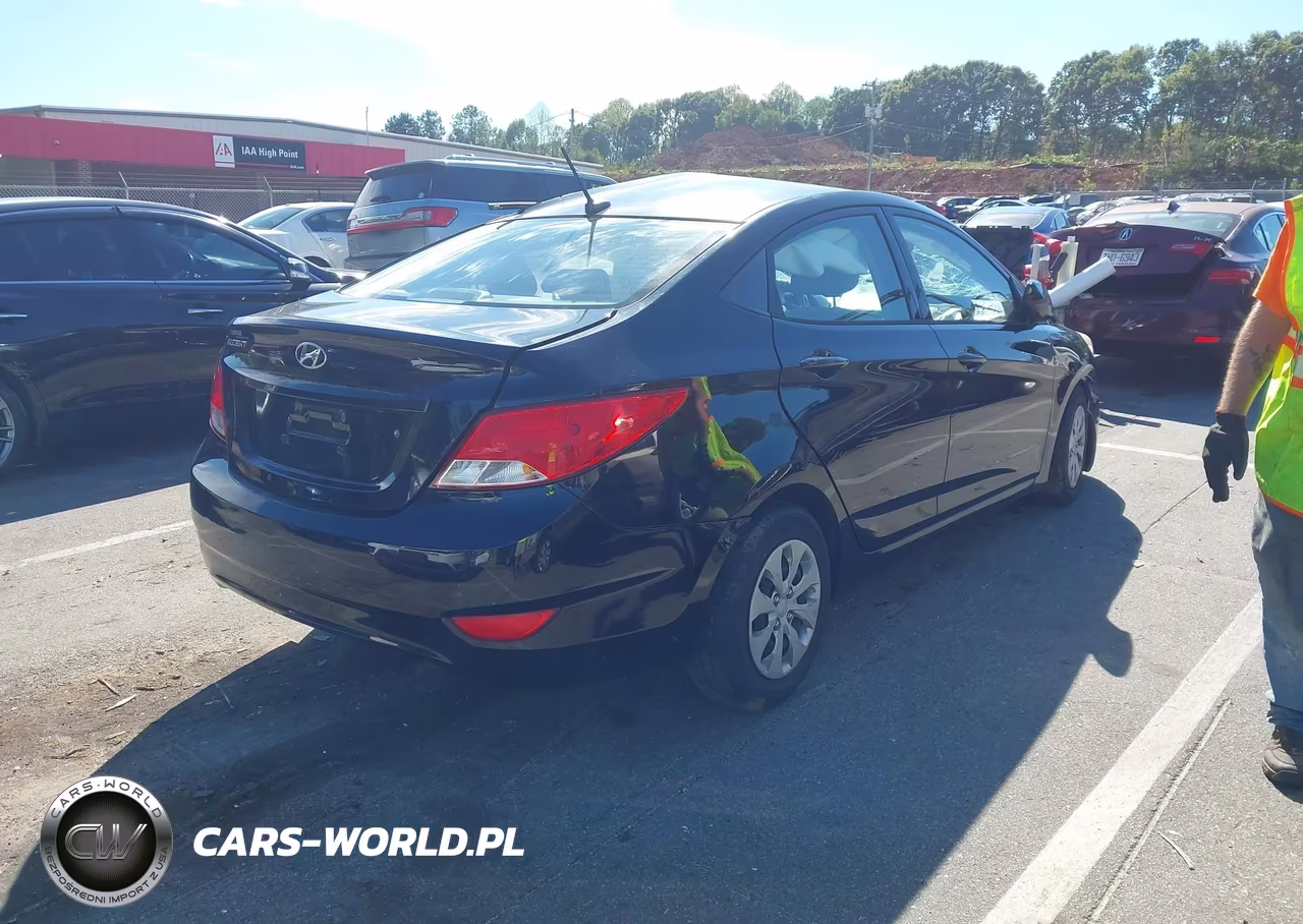 2016 Hyundai Accent Se VIN:KMHCT4AE7GU093605 - 4