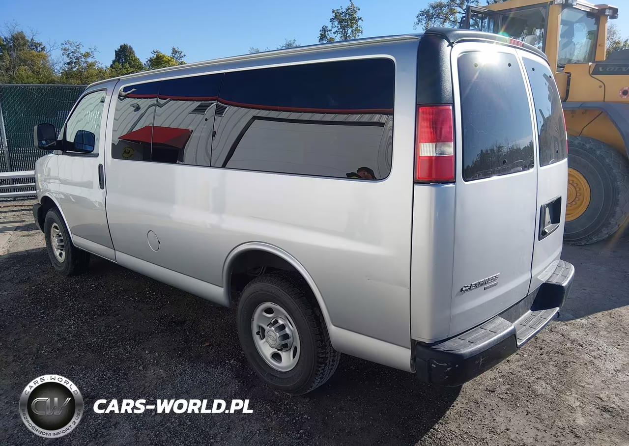 2015 Chevrolet Express 2500 Ls VIN:1GNWGPFG0F1270651 - 3