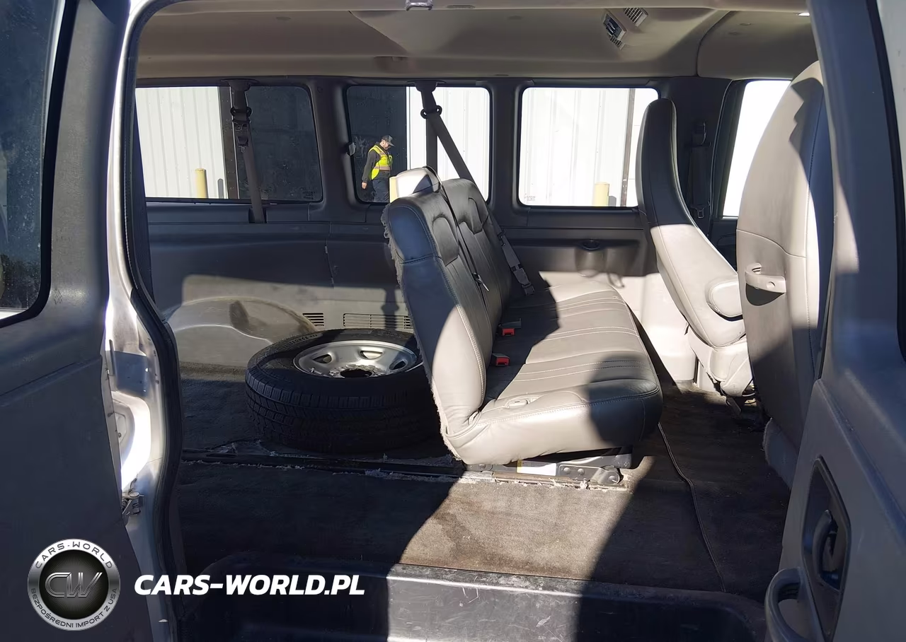 2015 Chevrolet Express 2500 Ls VIN:1GNWGPFG0F1270651 - 8