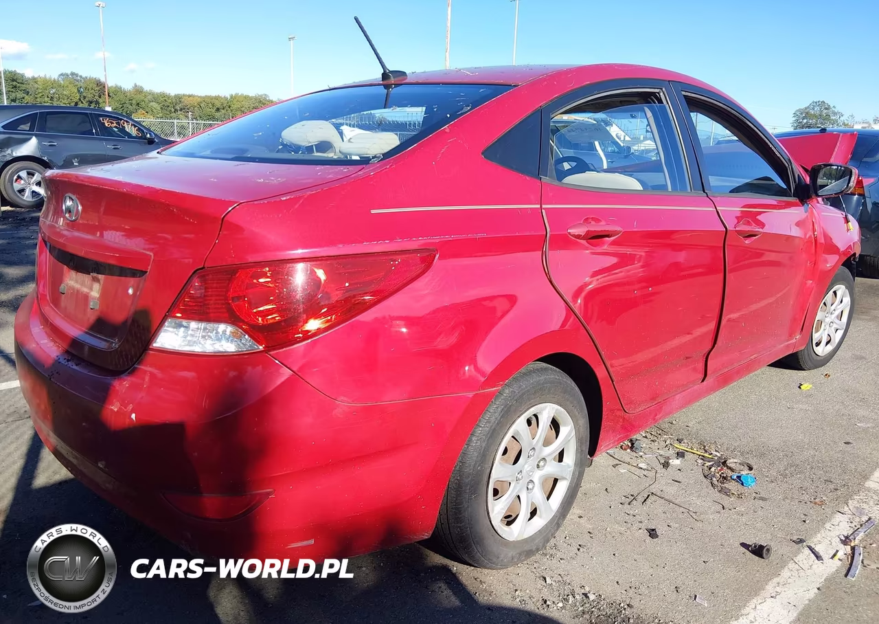 2014 Hyundai Accent Gls VIN:KMHCT4AE7EU777468 - 4