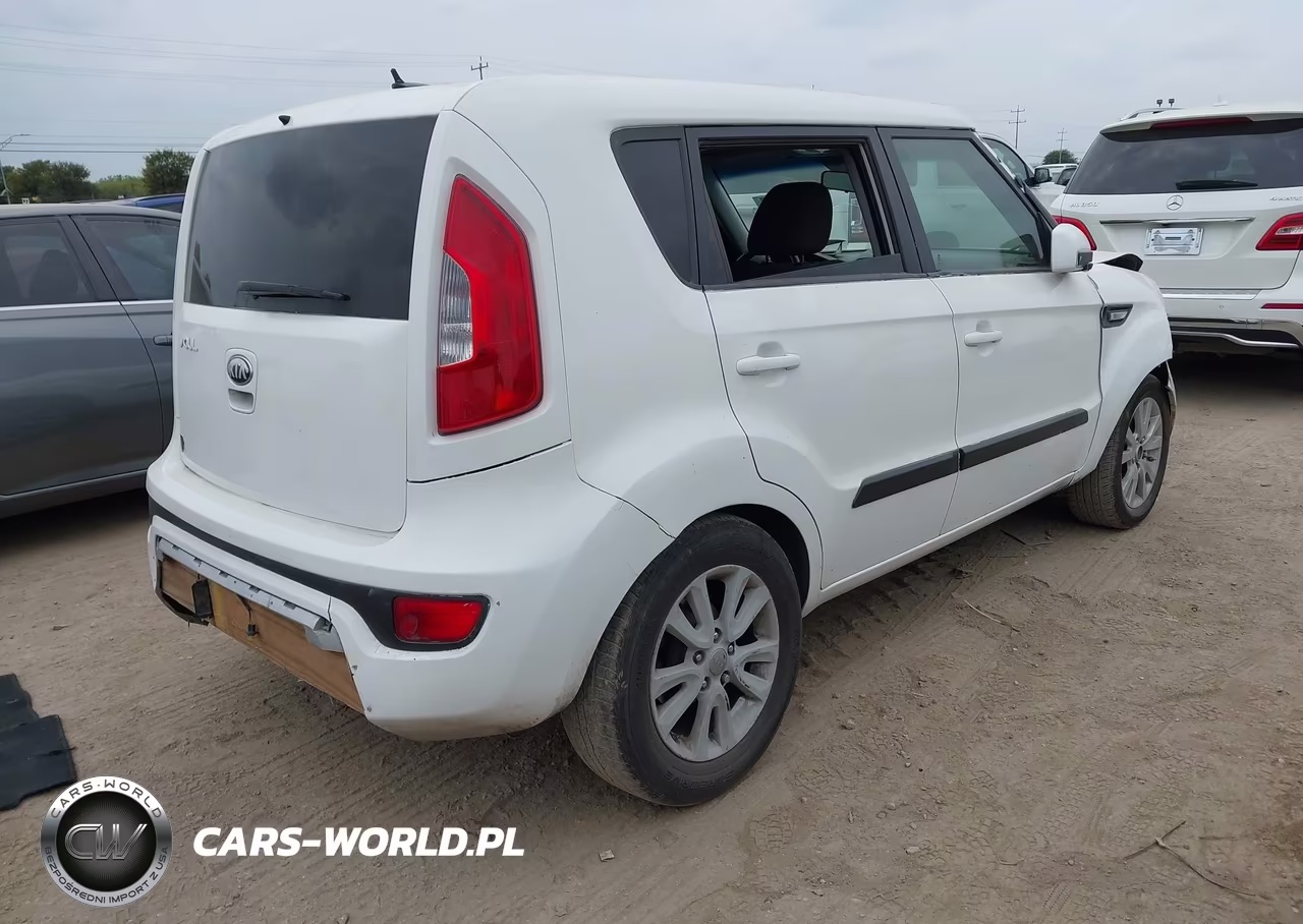 2013 Kia Soul VIN:KNDJT2A52D7526595 - 4