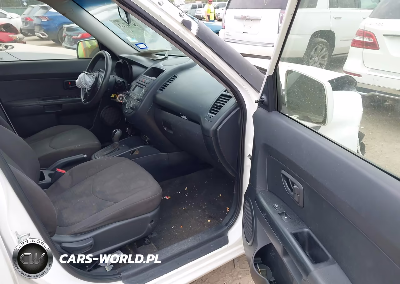 2013 Kia Soul VIN:KNDJT2A52D7526595 - 5