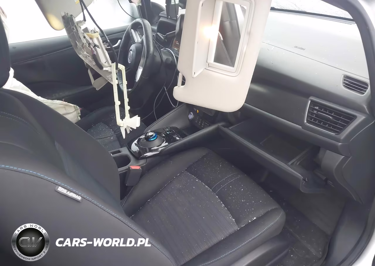 2023 Nissan Leaf Sv Plus 60 Kwh VIN:1N4CZ1CV2PC553604 - 5