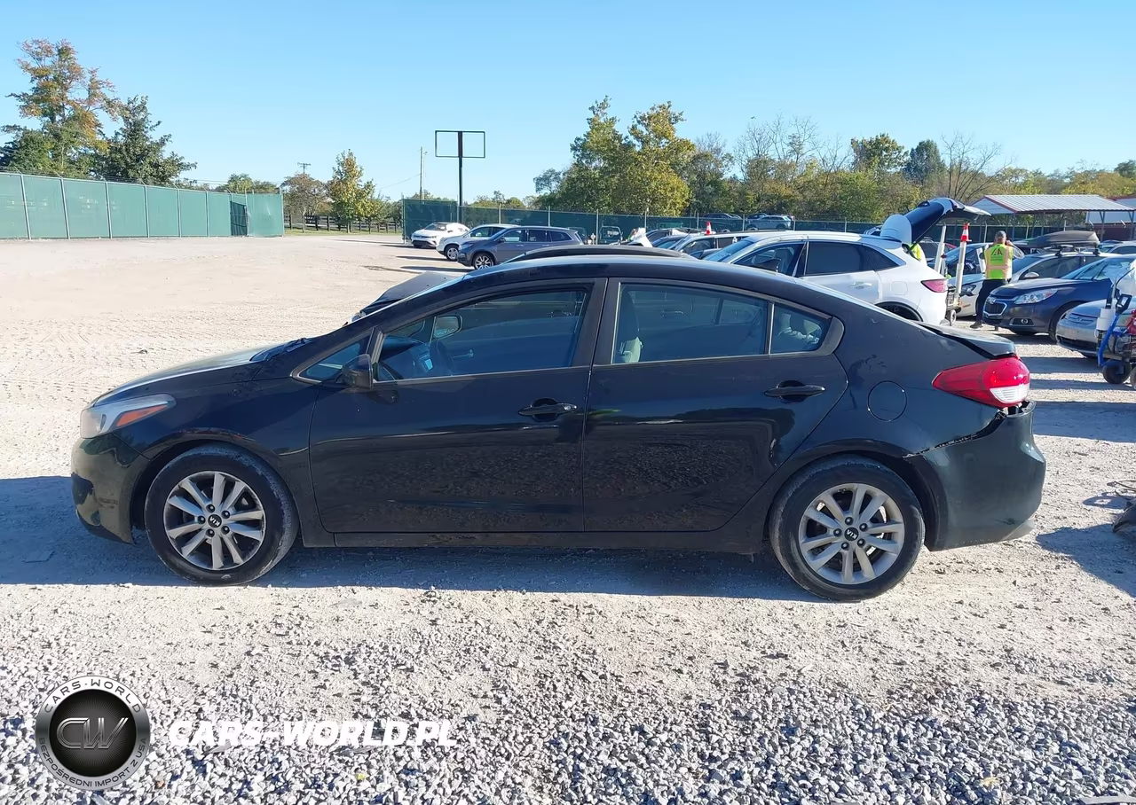 2017 Kia Forte Lx VIN:3KPFL4A78HE067663 - 14