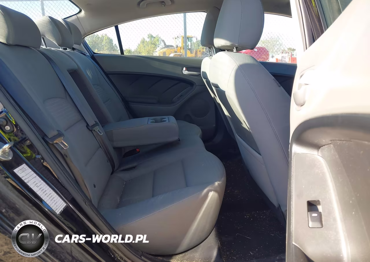 2017 Kia Forte Lx VIN:3KPFL4A78HE067663 - 8