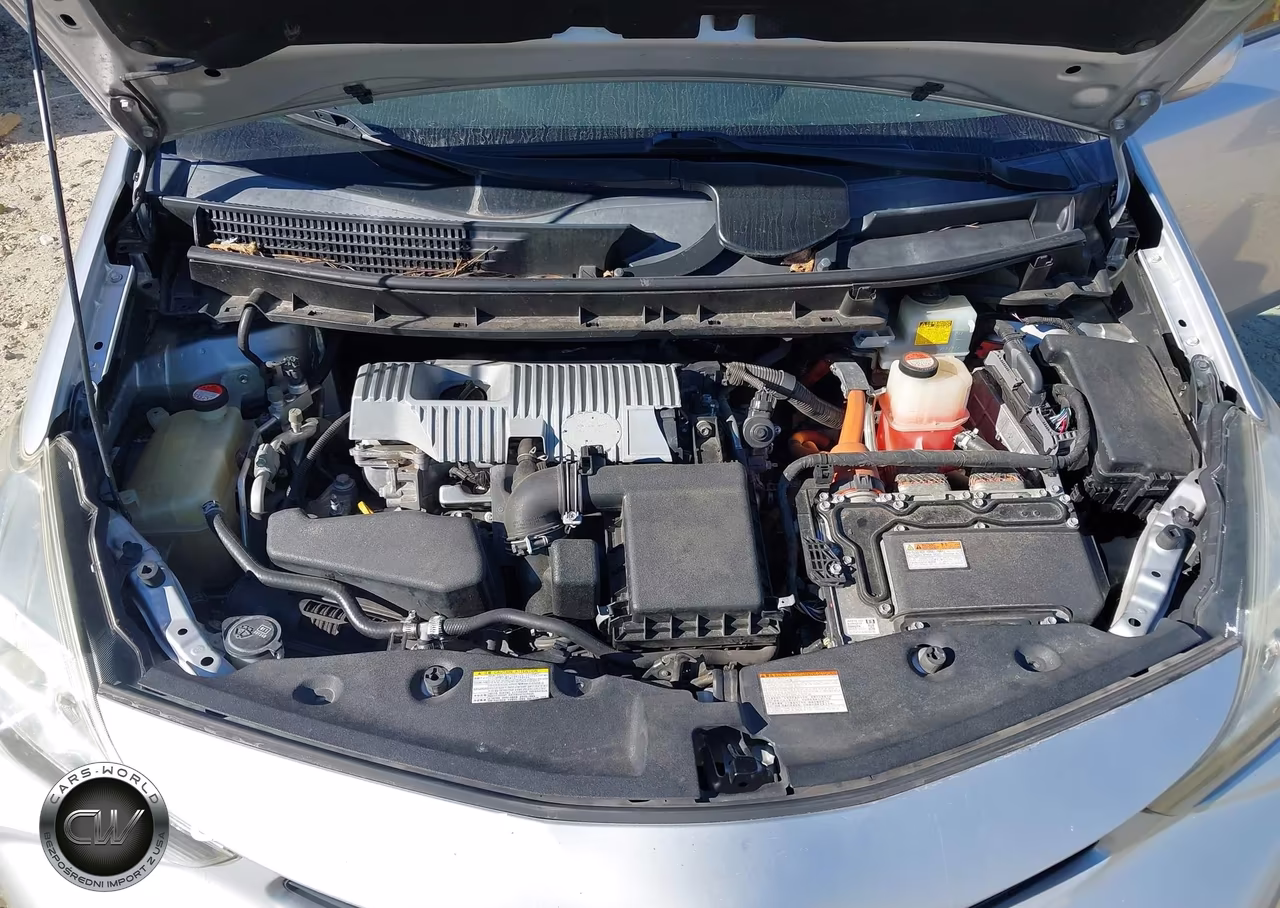 2015 Toyota Prius V Two VIN:JTDZN3EU6FJ035182 - 10