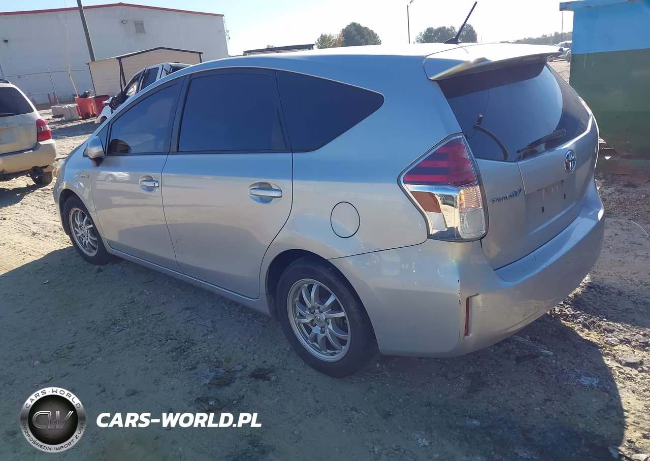 2015 Toyota Prius V Two VIN:JTDZN3EU6FJ035182 - 3