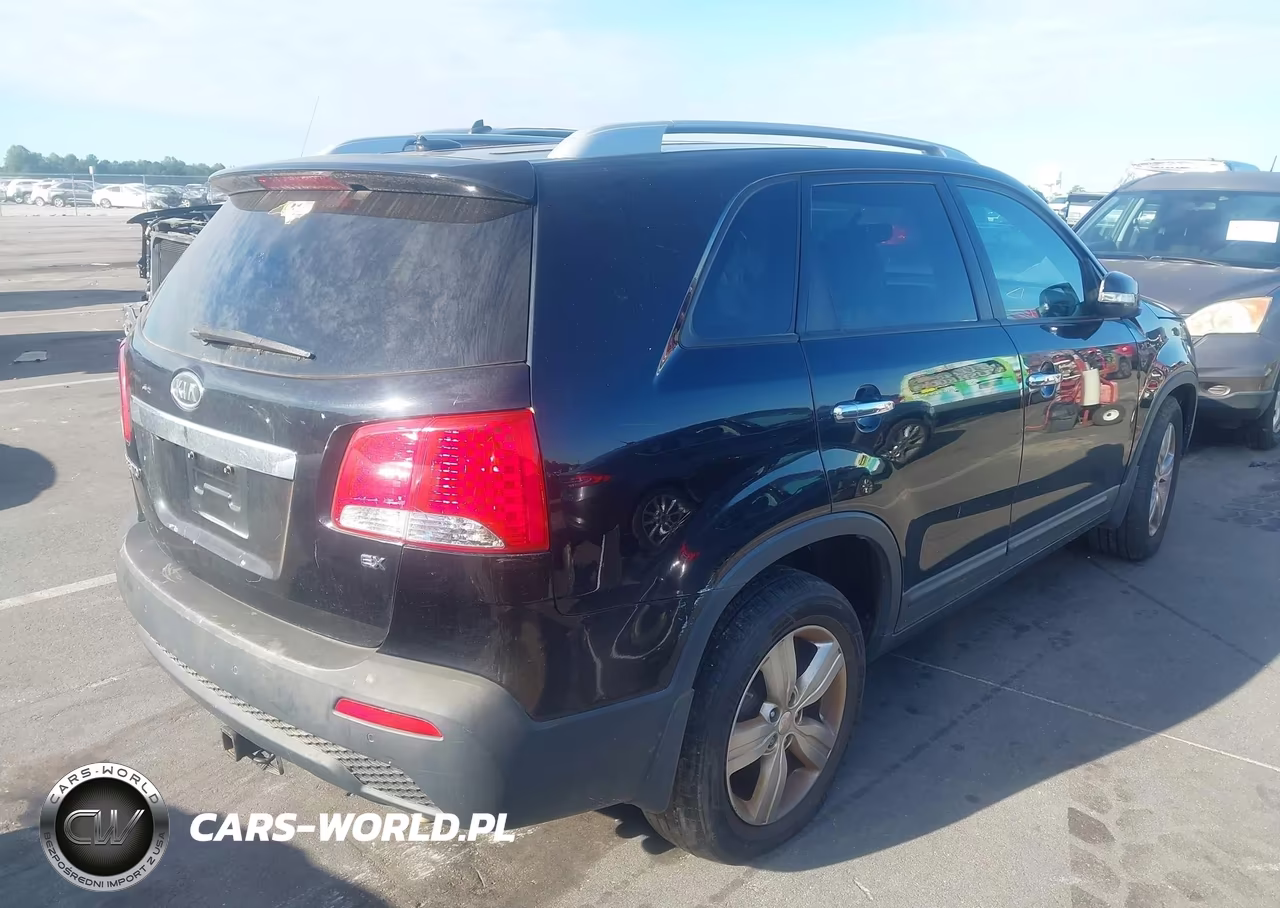 2013 Kia Sorento Ex VIN:5XYKU4A63DG334868 - 4