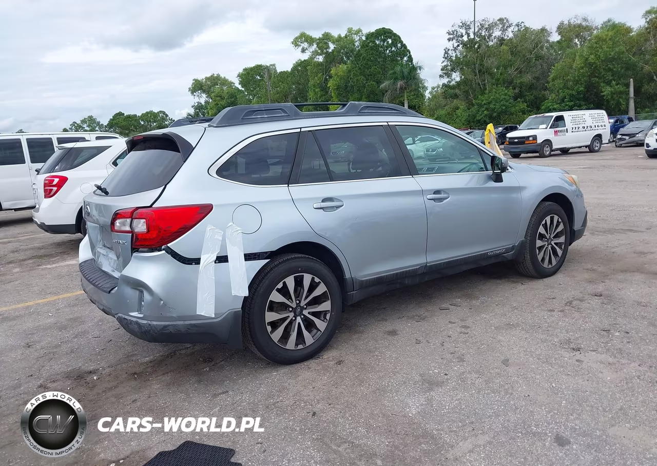 2015 Subaru Outback 2.5I Limited VIN:4S4BSBNC7F3306617 - 4