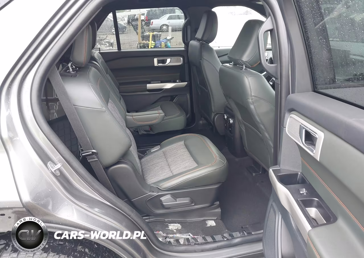 2023 Ford Explorer Timberline VIN:1FMSK8JH9PGB48487 - 8