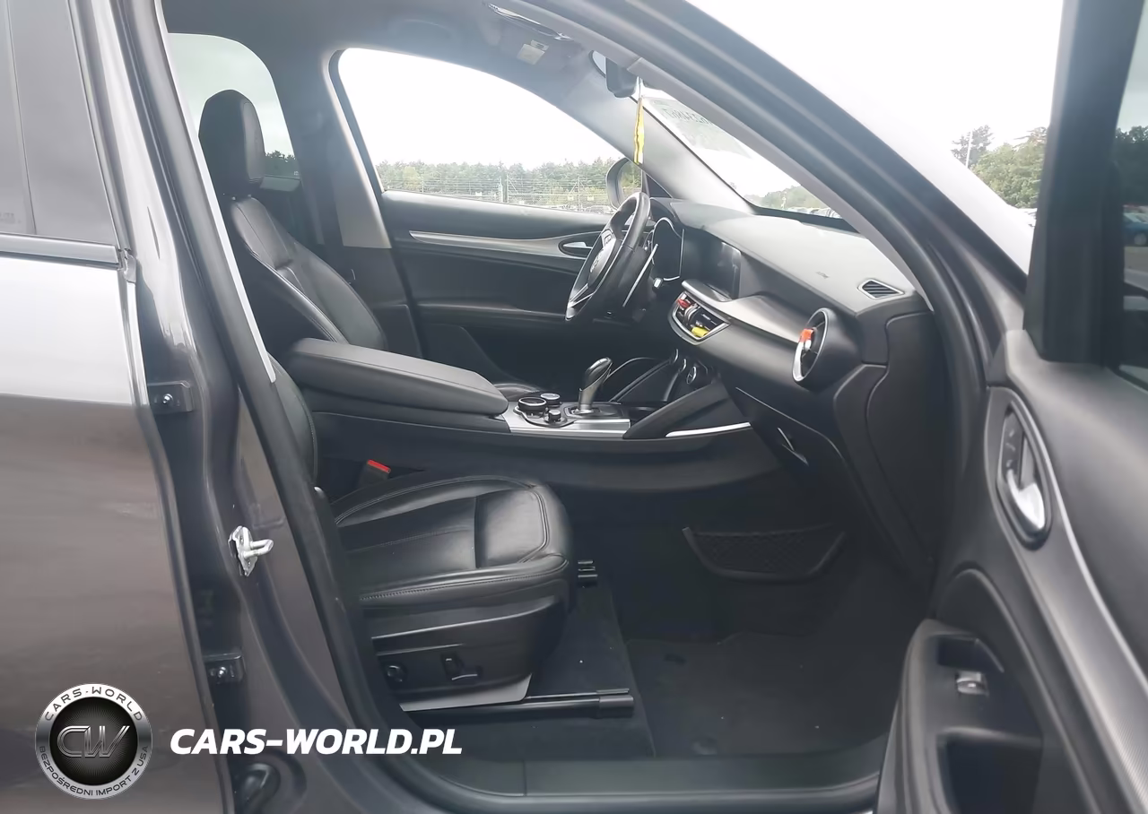2018 Alfa Romeo Stelvio Sport Awd VIN:ZASFAKPN6J7B61425 - 5