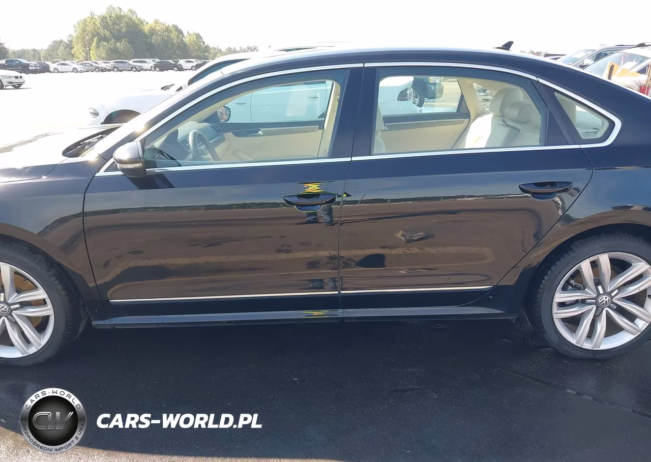 2017 Volkswagen Passat 1.8T Sel Premium VIN:1VWCT7A32HC037497 - 14