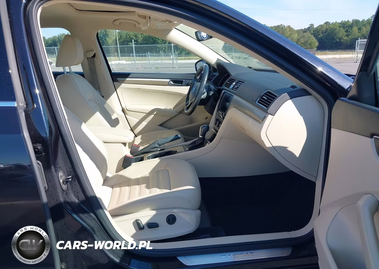 2017 Volkswagen Passat 1.8T Sel Premium VIN:1VWCT7A32HC037497 - 5
