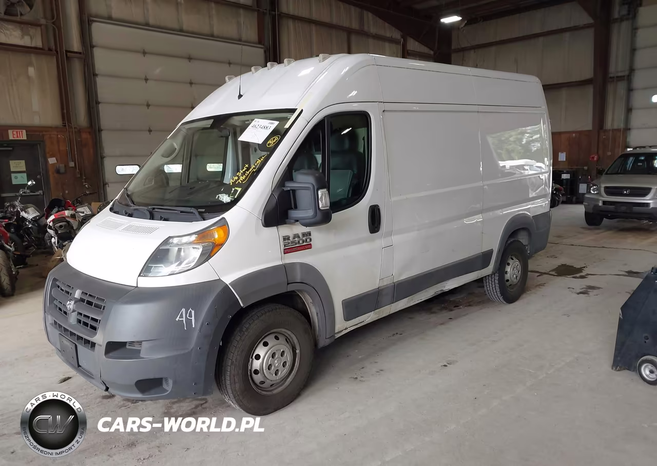 2018 Ram Promaster 2500 High Roof 136 Wb VIN:3C6TRVCG8JE144470 - 2