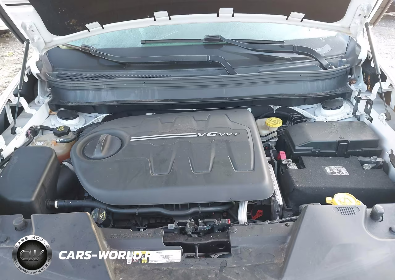2016 Jeep Cherokee Latitude VIN:1C4PJMCS9GW372606 - 10