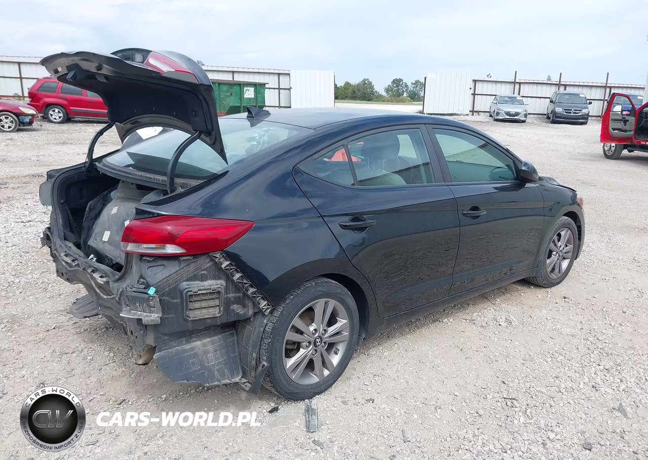 2018 Hyundai Elantra Sel VIN:KMHD84LF1JU547933 - 4