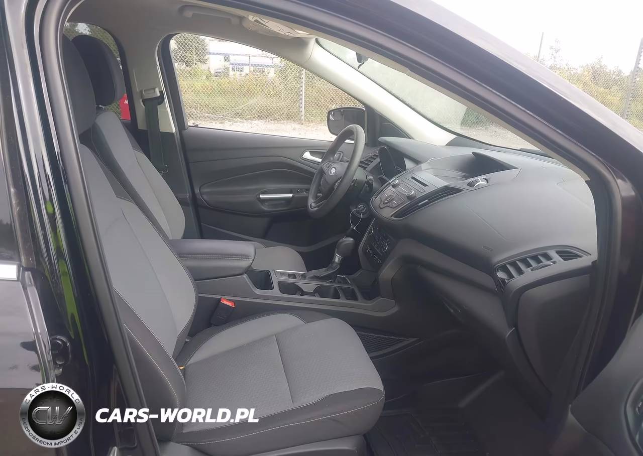 2017 Ford Escape Se VIN:1FMCU9G92HUD43368 - 5