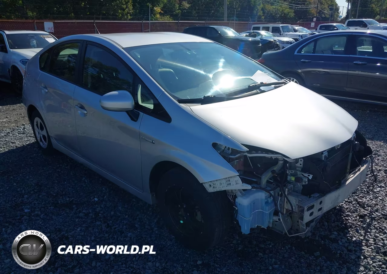 2013 Toyota Prius Four VIN:JTDKN3DU1D5699656 - 17