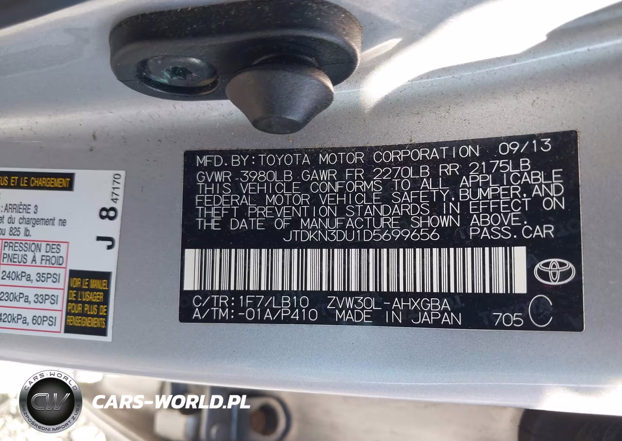 2013 Toyota Prius Four VIN:JTDKN3DU1D5699656 - 9