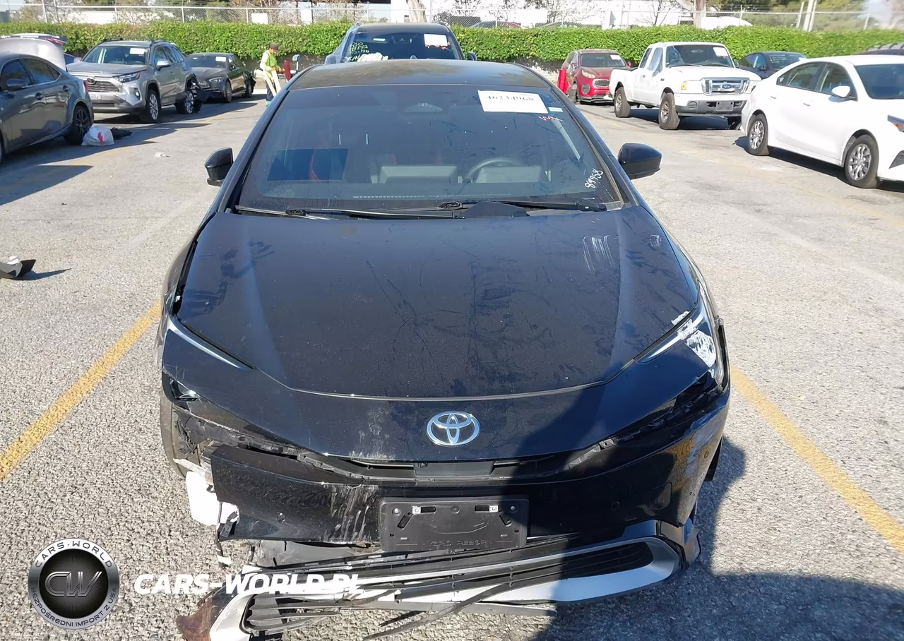 2024 Toyota Prius Prime Xse Premium VIN:JTDACACU7R3014912 - 12
