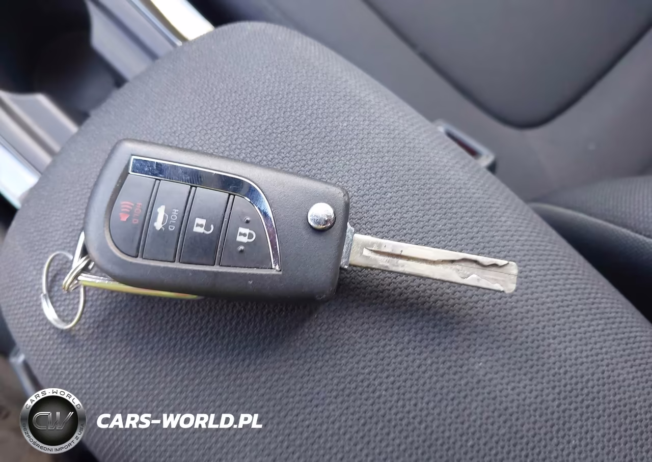2022 Toyota Corolla Le VIN:JTDEPMAE7NJ225200 - 11
