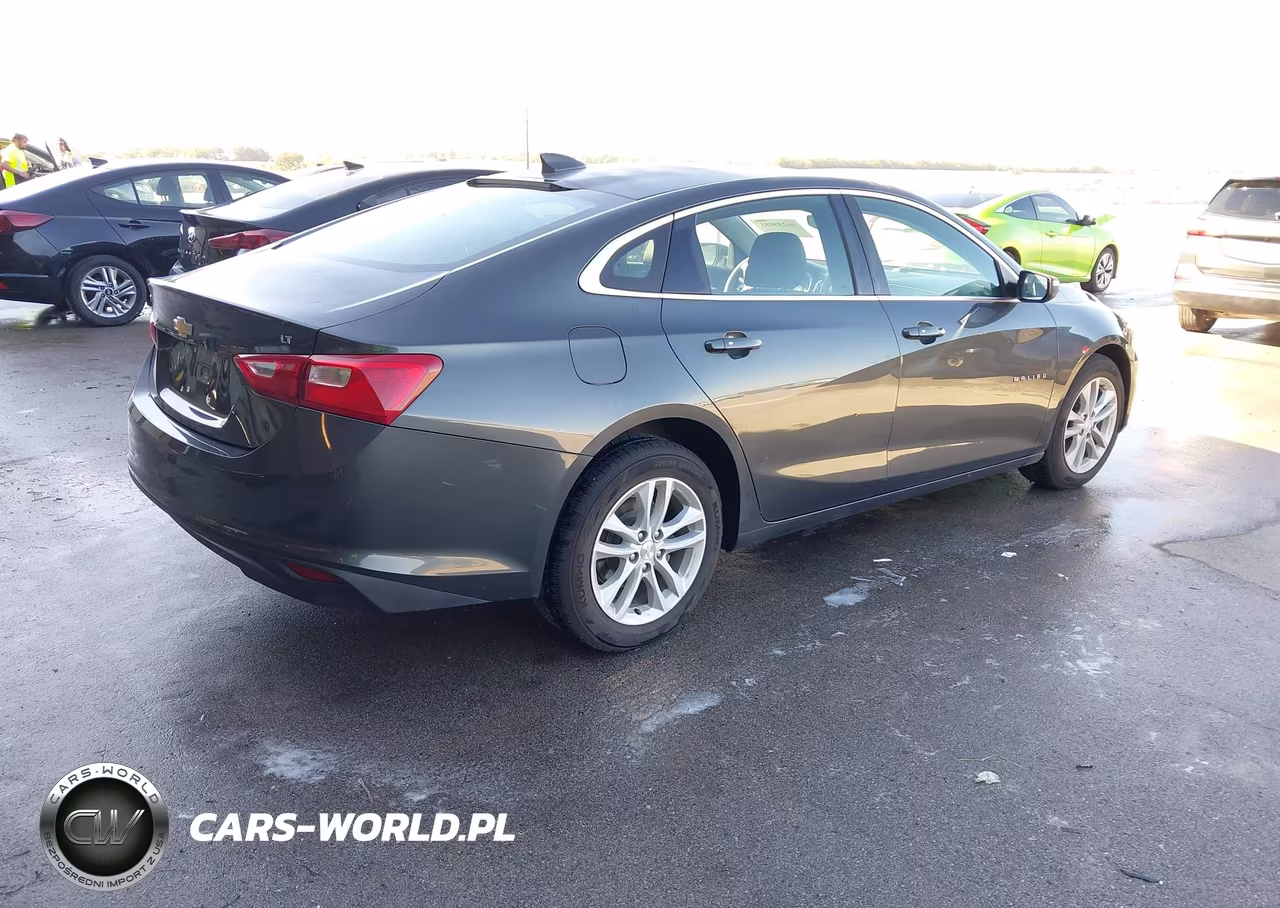 2017 Chevrolet Malibu 1Lt VIN:1G1ZE5ST3HF288191 - 4
