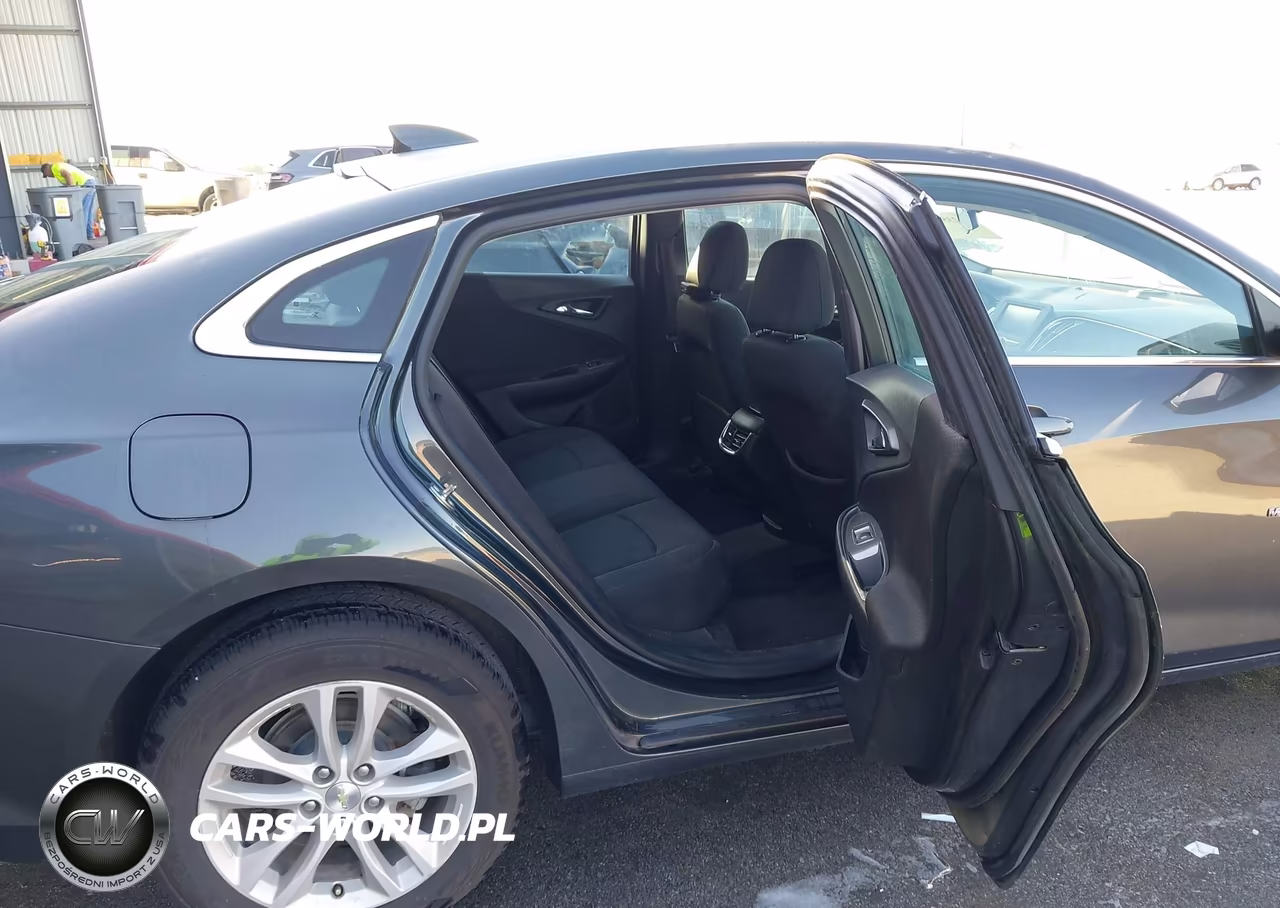 2017 Chevrolet Malibu 1Lt VIN:1G1ZE5ST3HF288191 - 8