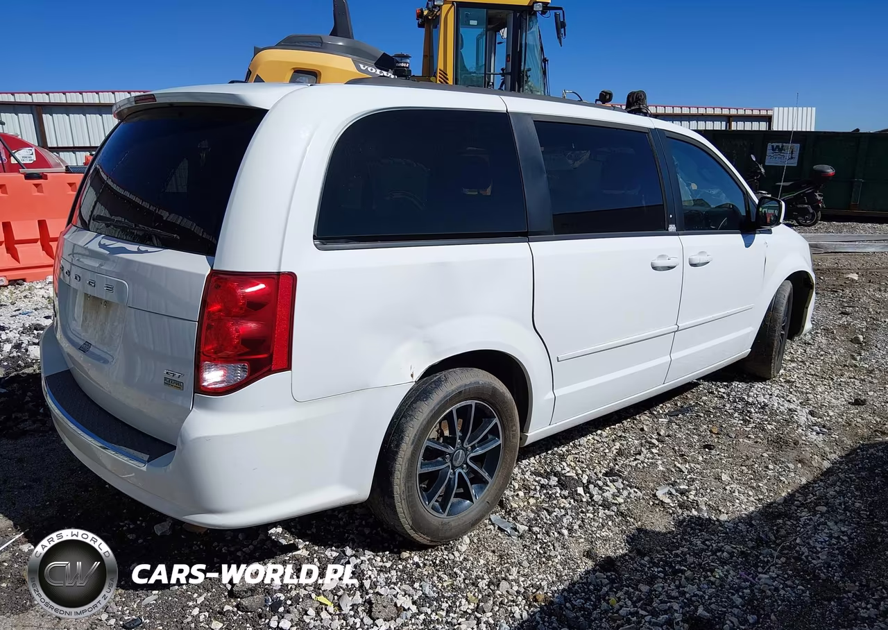 2017 Dodge Grand Caravan Gt VIN:2C4RDGEGXHR698161 - 4