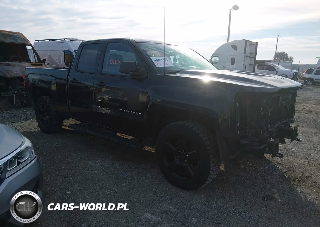 2017 Chevrolet Silverado 1500 Custom