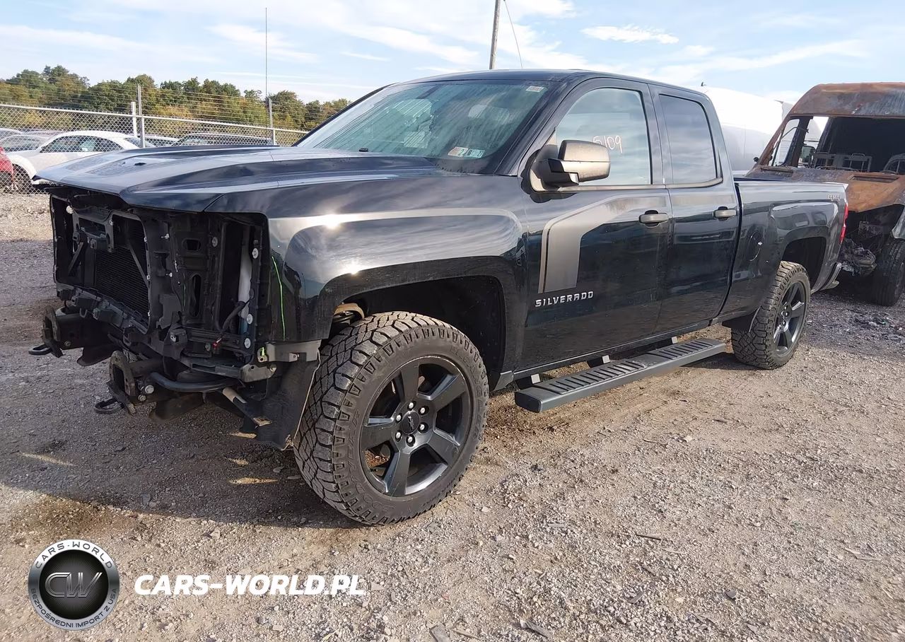 2017 Chevrolet Silverado 1500 Custom VIN:1GCVKPEC0HZ225215 - 2