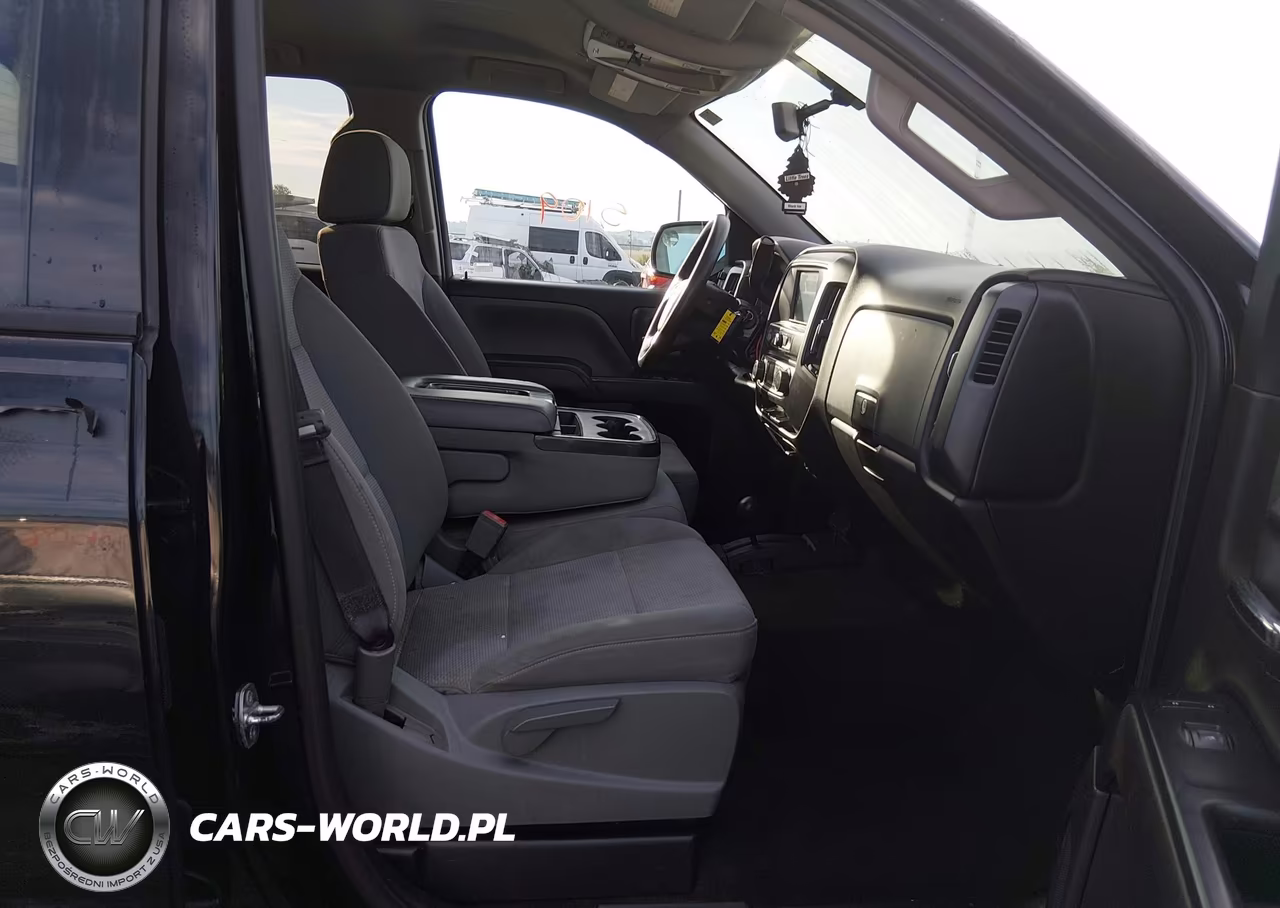 2017 Chevrolet Silverado 1500 Custom VIN:1GCVKPEC0HZ225215 - 5